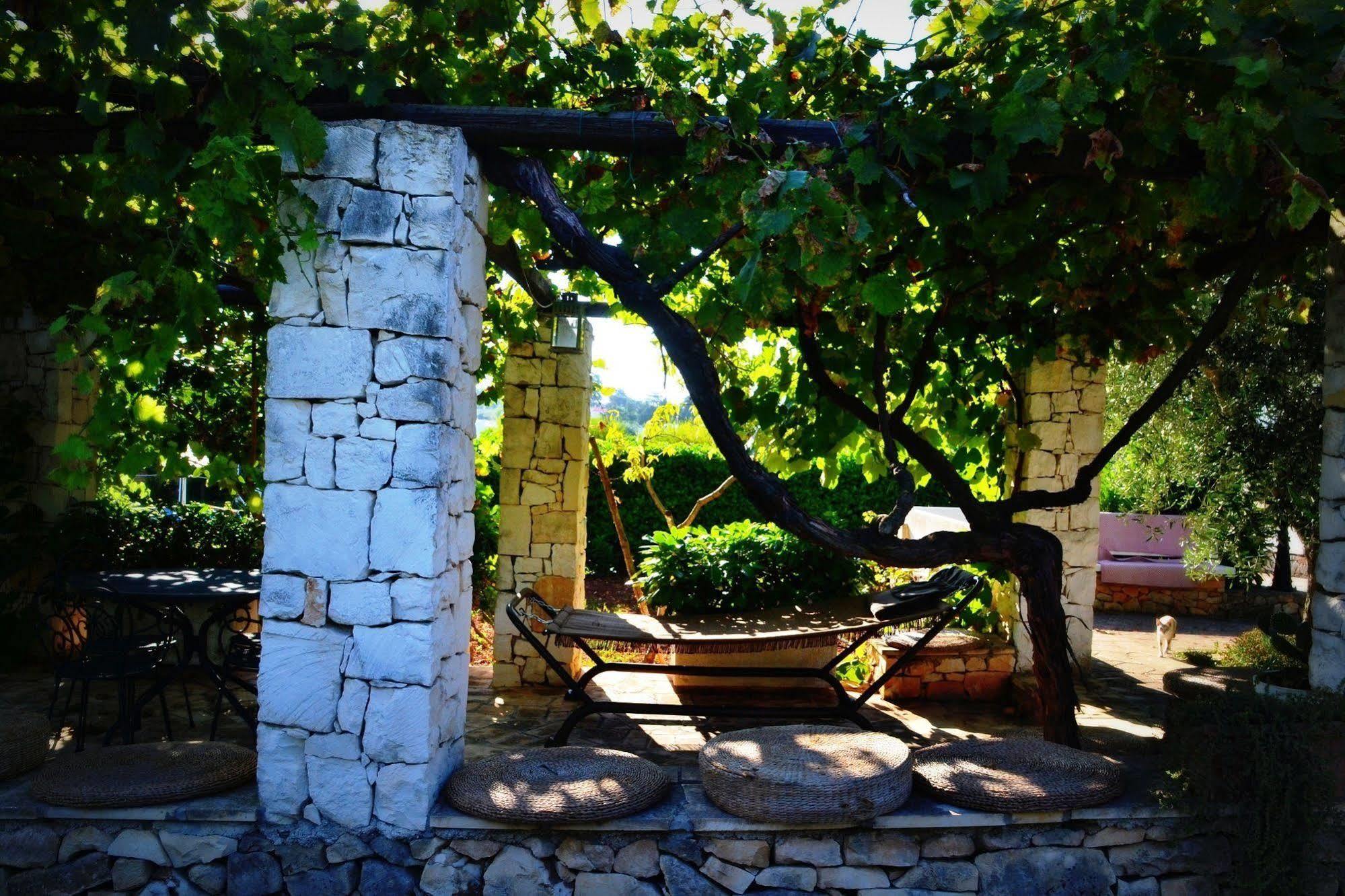 Albergo Masseria Refrigerio أوستوني المظهر الخارجي الصورة